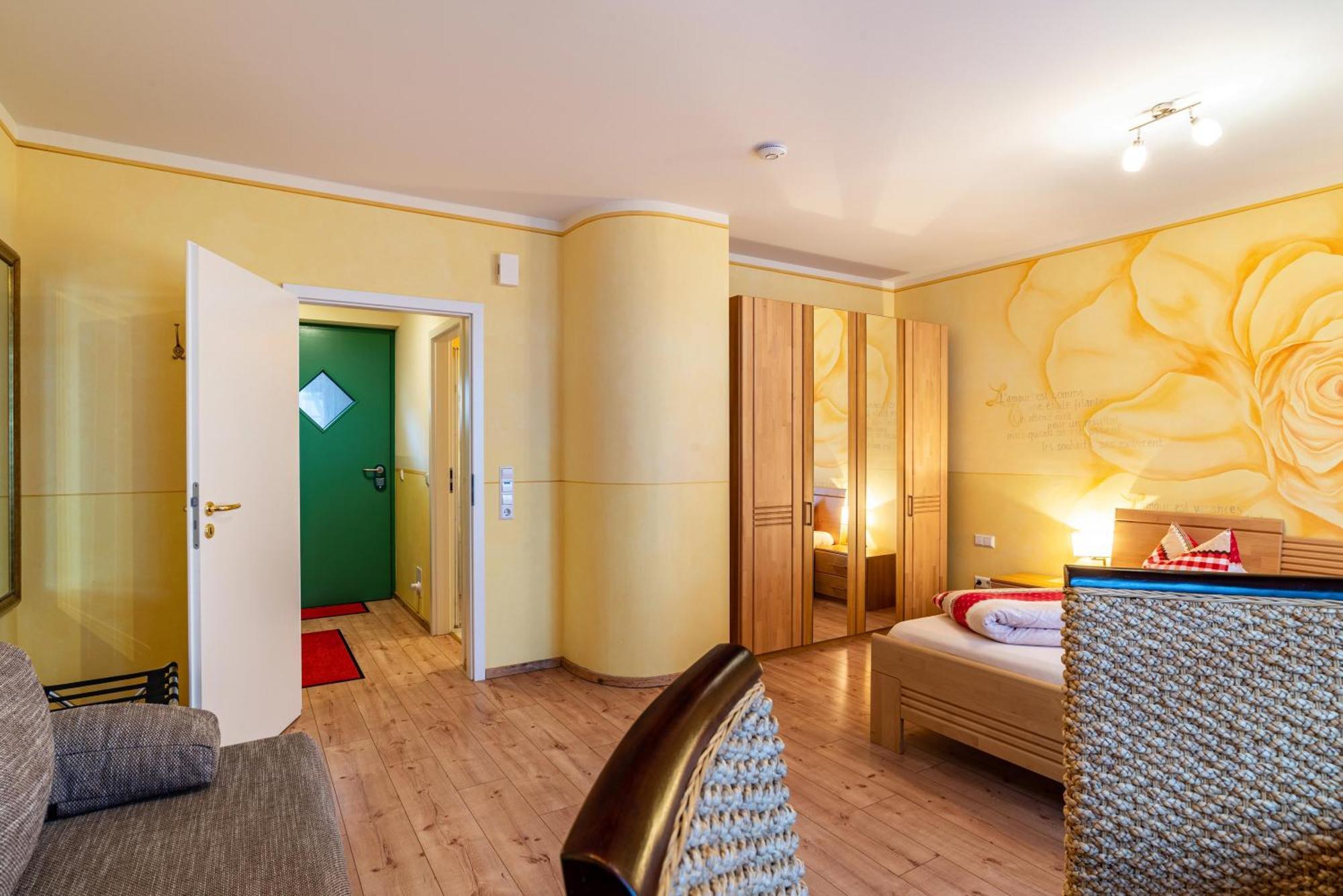 Schusterjunge Aparthotel Sasbachwalden Exterior foto